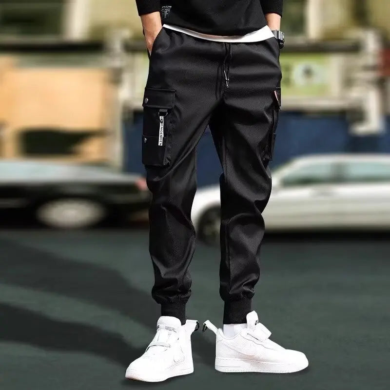 Multi-pockets Casual Training Joggers.