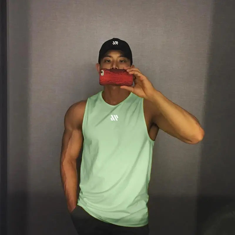 Bodybuilding Tank Top Gym Workout Fitness.