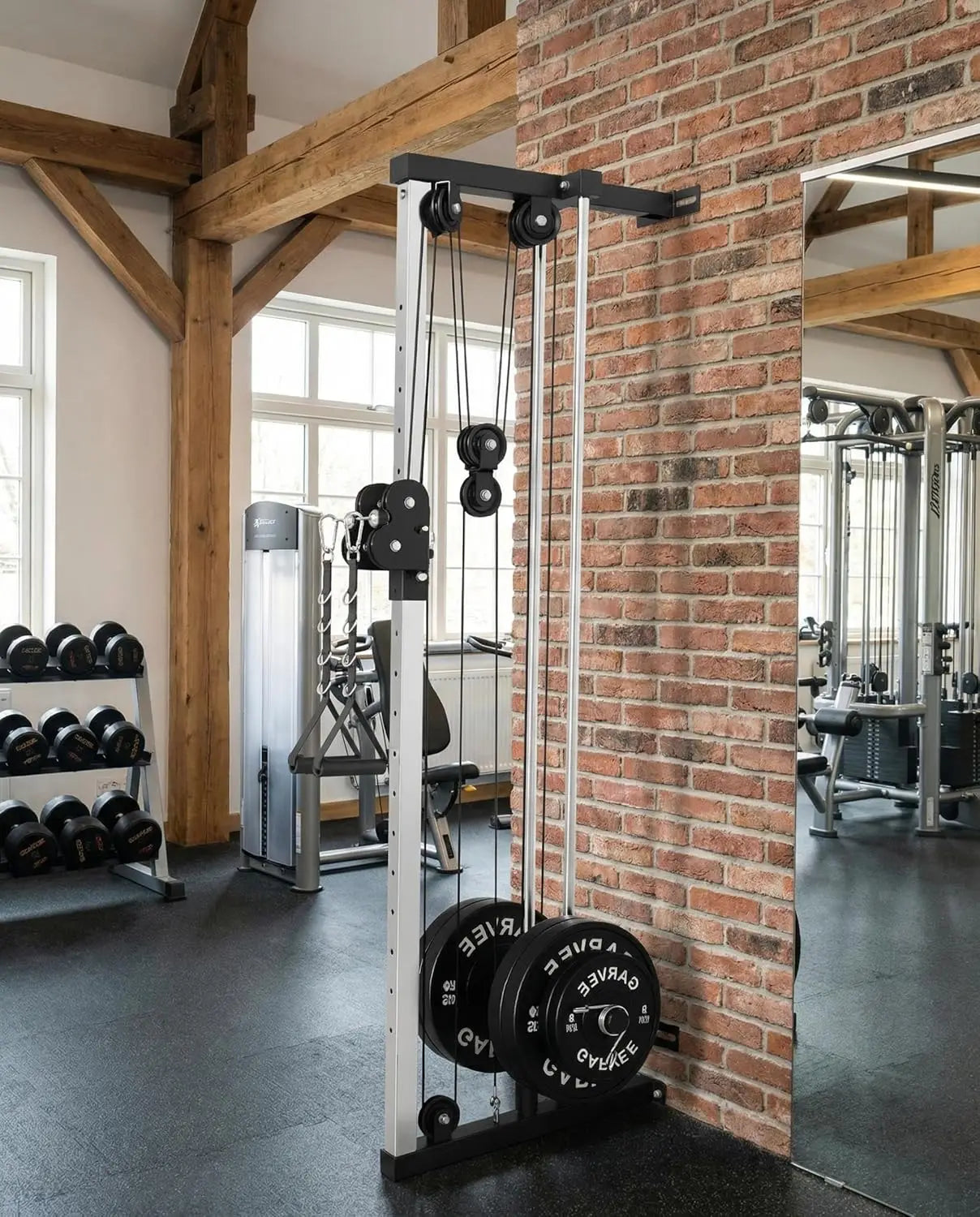 Dual Pulley Cable Crossover Machine LAT Pulldown Bar & Foot Board.