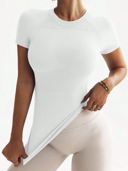 breathable, highly elastic, slimming, suitable for yoga and running.