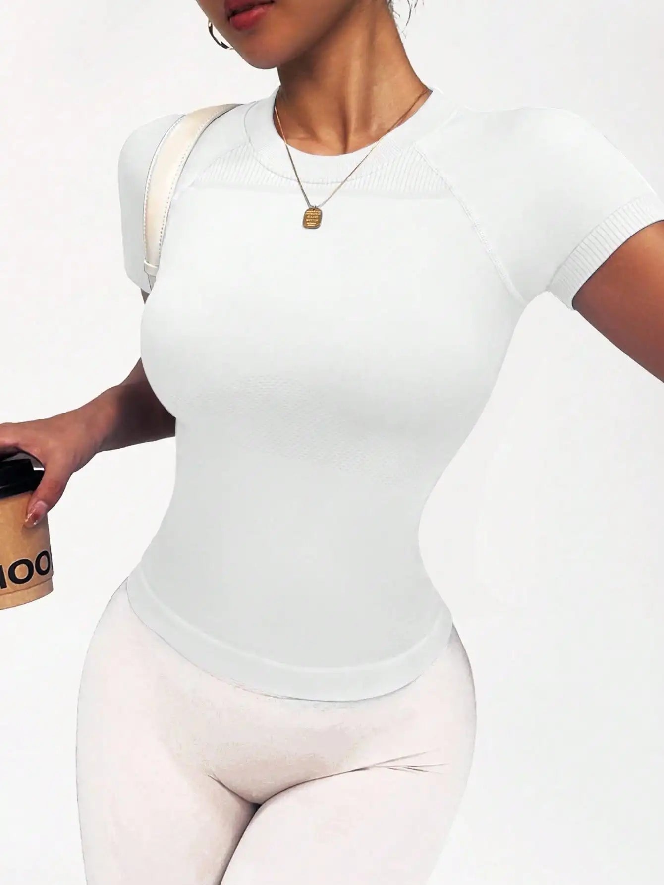 breathable, highly elastic, slimming, suitable for yoga and running.
