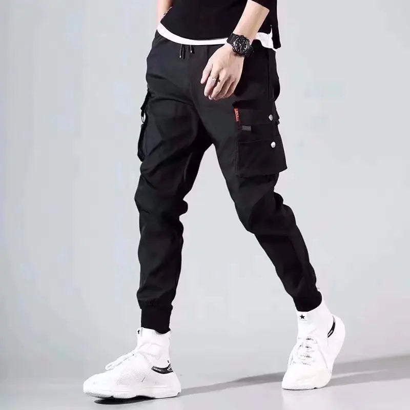 Multi-pockets Casual Training Joggers.